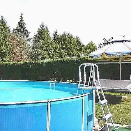 Vendégház önálló, Klimatizált, Medencés A Balatonnál! *