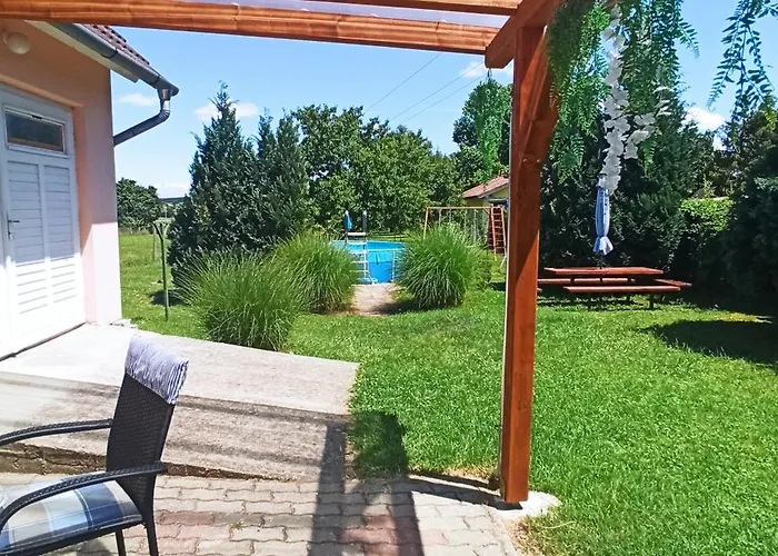 Klimatizalt, Medences, Jakuzzis Nyaralo A Balatonnal! בית הארחה *