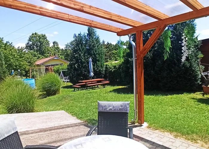 Klimatizalt, Medences, Jakuzzis Nyaralo A Balatonnal!