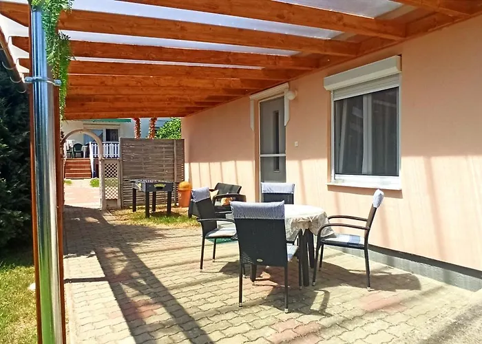 Klimatizalt, Medences, Jakuzzis Nyaralo A Balatonnal! בית הארחה *